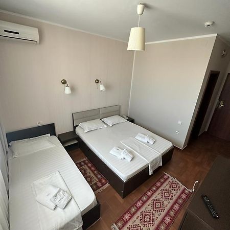 Hotel Promenada Mamaia Exterior foto